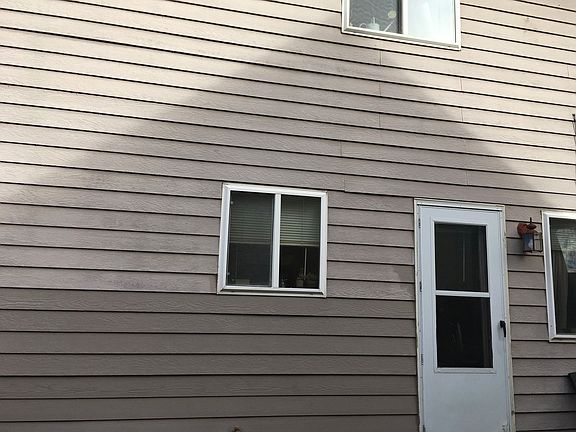 2nd image of 1002 E 16th St #1