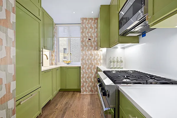 Sold by Compass | media 6