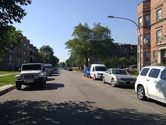 5th image of 5711 S Calumet Ave APT 2
