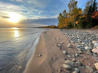 100 Eagles Nest Rd, Marquette, MI 49855