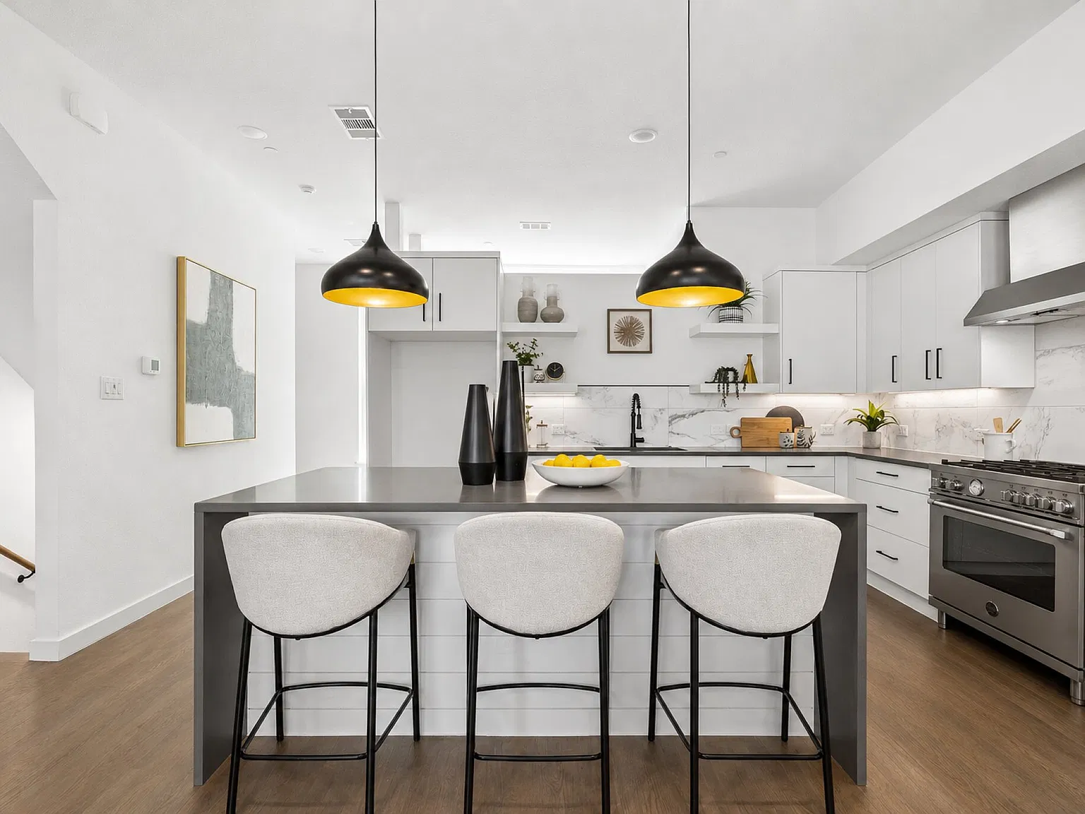 2 bed, 2.5 bath, 1805 sqft, $3,250 — Photo 3