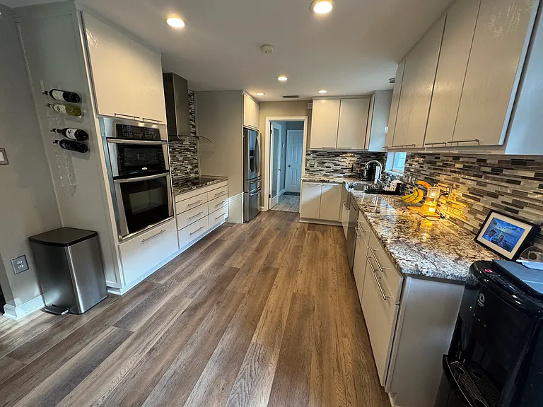 465 Mandalay Rd — Photo 7