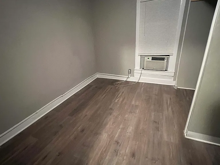 1404 High St — Photo 6