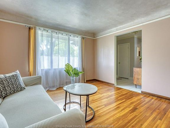 5th image of 3277 Dominion Blvd