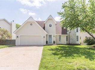 10305 NW 85th St, Kansas City, MO 64153