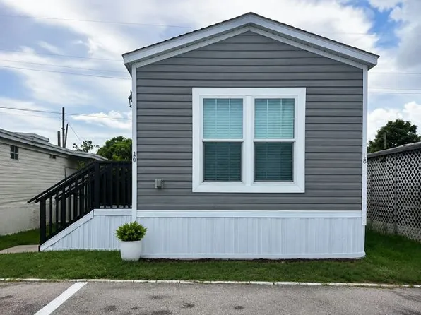 16 Clark St #8, West Palm Beach, FL 33405
