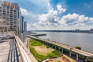 Rented by Carini Group