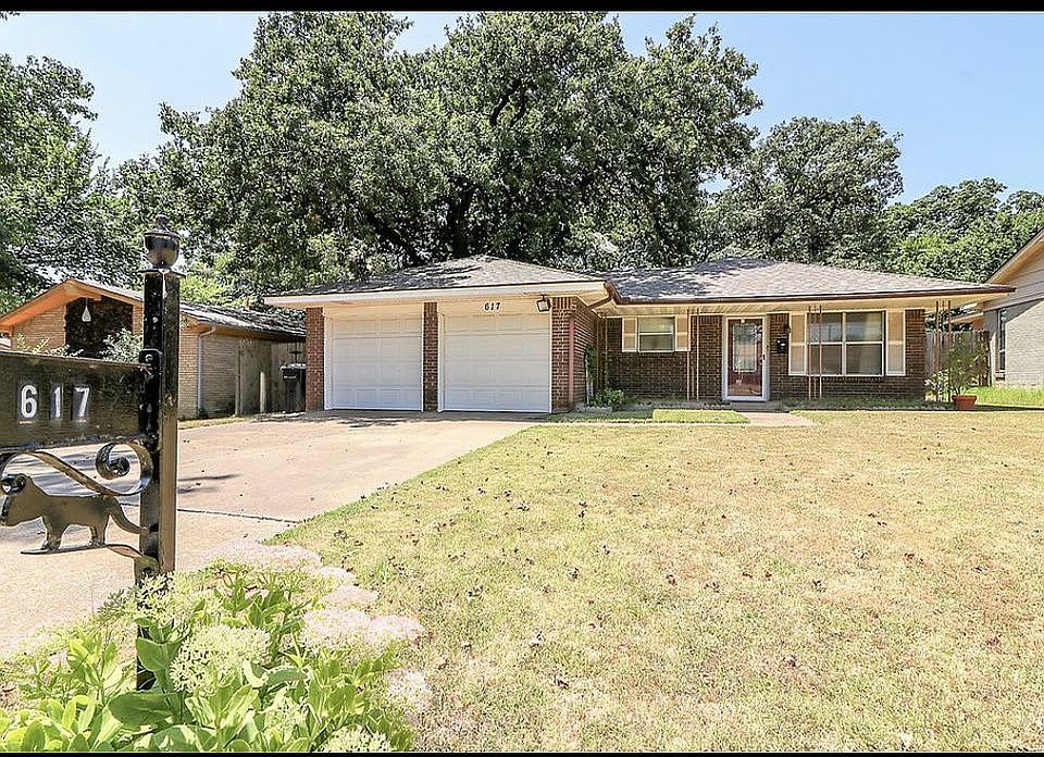 1st image of 617 Woodland Way