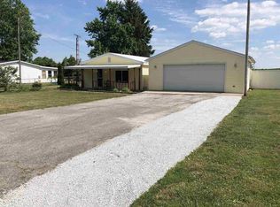 9775 W 141st Rd N #27, Converse, IN 46919