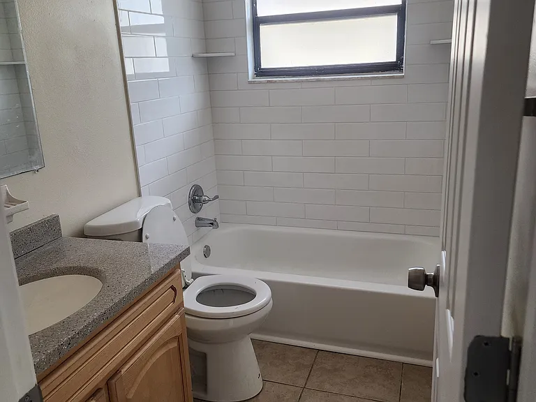 2112 Wightman Ave — Photo 5