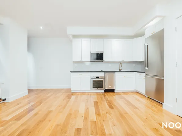 309 Washington Avenue image 1 of 12