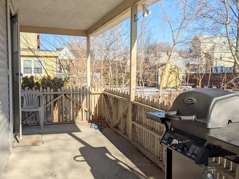 234 Harvard St #1 — Photo 16