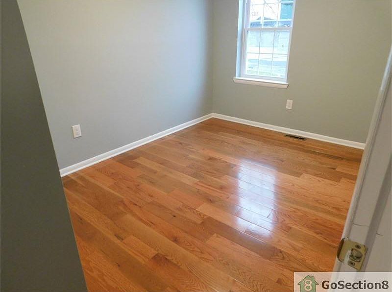 1st image of 1037 N Central Ave