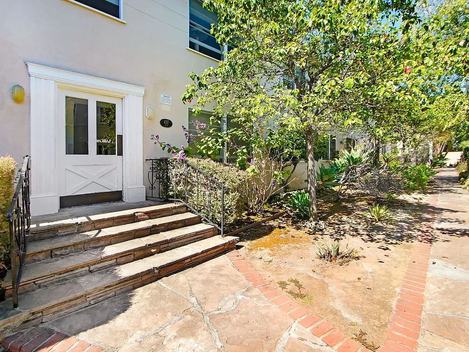 437 San Vicente Blvd