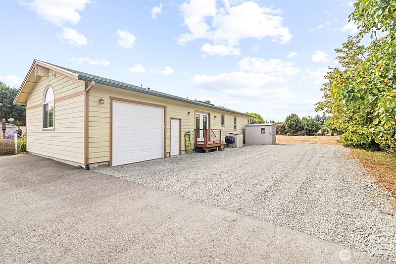 4th image of 1291 Thornton Drive