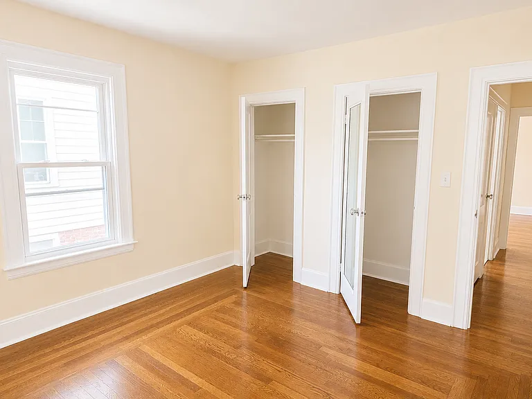 380 McKinley Ave #1 — Photo 10