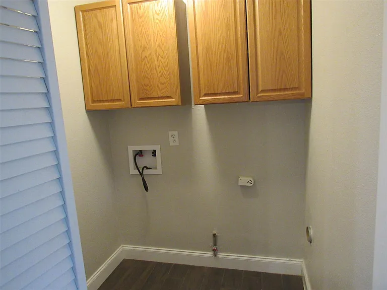 22710 Leedstown Ln — Photo 24