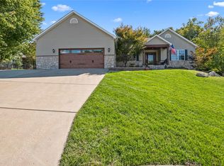 7212 Westfield Woods Dr, Dardenne Prairie, MO 63368