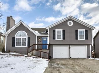7209 N Lewis Ave, Kansas City, MO 64158
