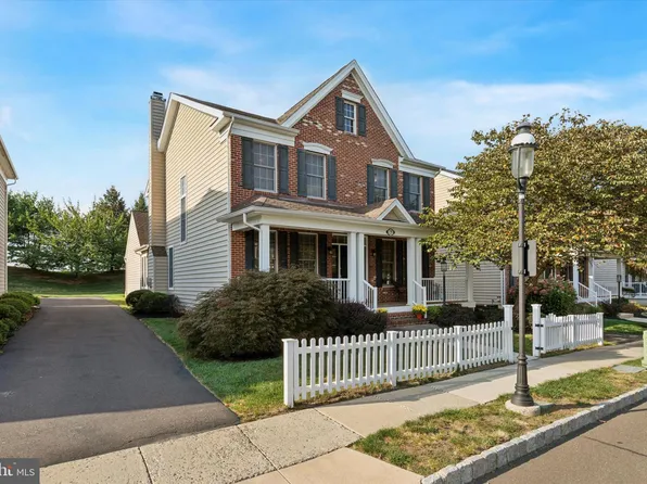 129 Cambridge Pl, Chalfont, PA 18914