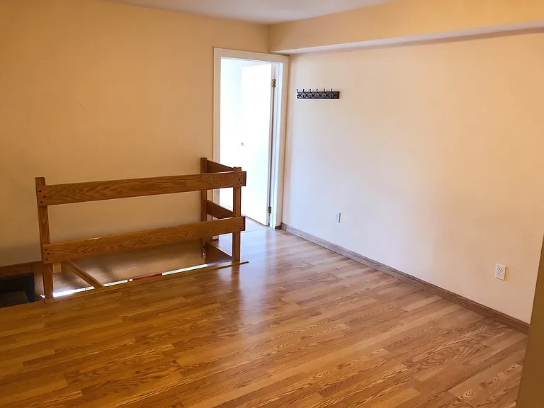 1517 Covington St — Photo 19