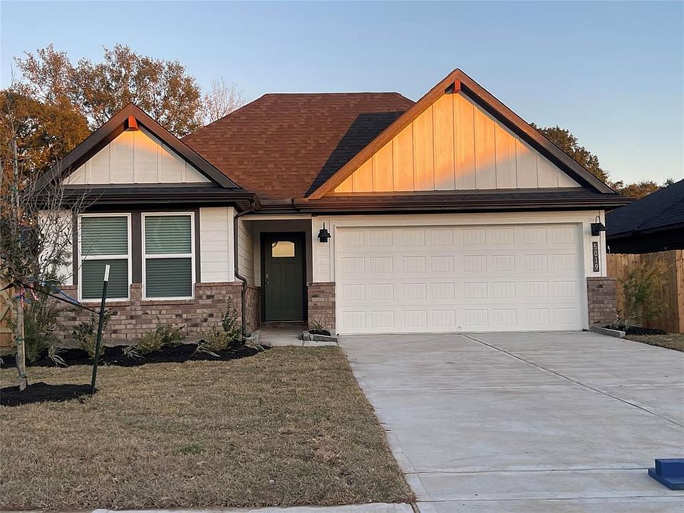 1st image of 4926 Edgewood Drive