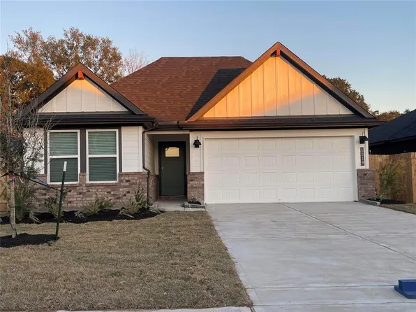 4926 Edgewood Drive, Fresno, TX 77545