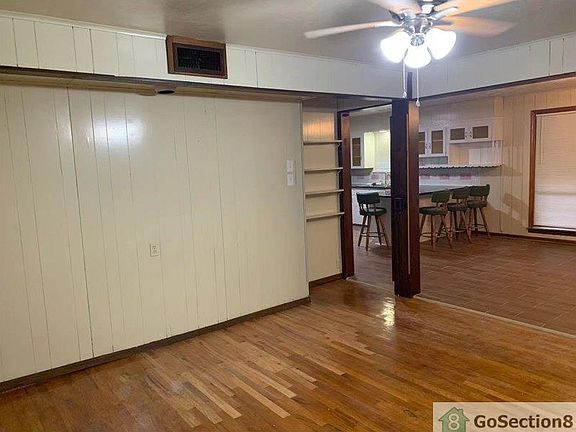 3rd image of 2908 Sheridan Dr