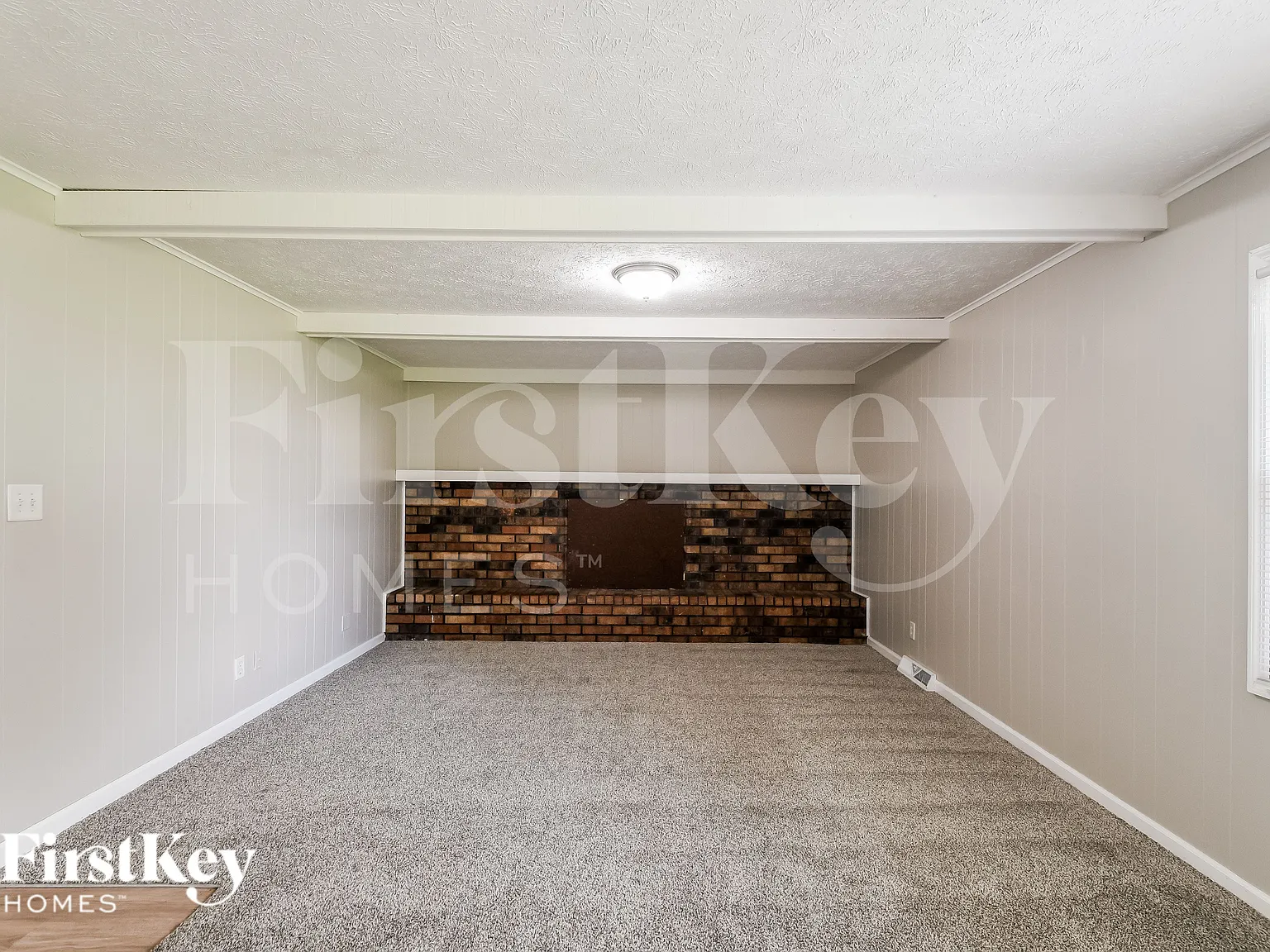 3 bed, 2.0 bath, 1515 sqft, $2,040 — Photo 3