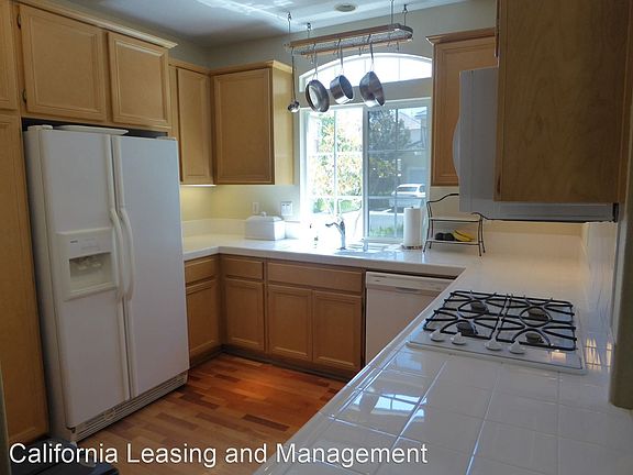5th image of 24447 Montevista Cir
