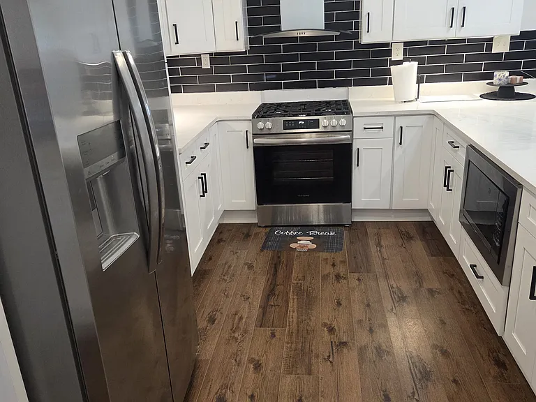 755 Bonnie Brae Ave SW — Photo 4