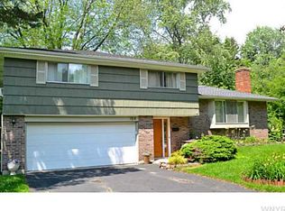 154 Blake Hill Rd, East Aurora, NY 14052