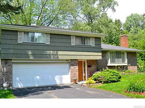 154 Blake Hill Rd, East Aurora, NY 14052