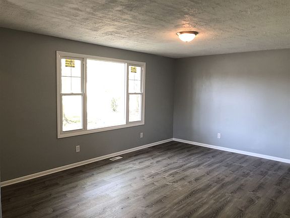 5th image of 209 Adams Ave