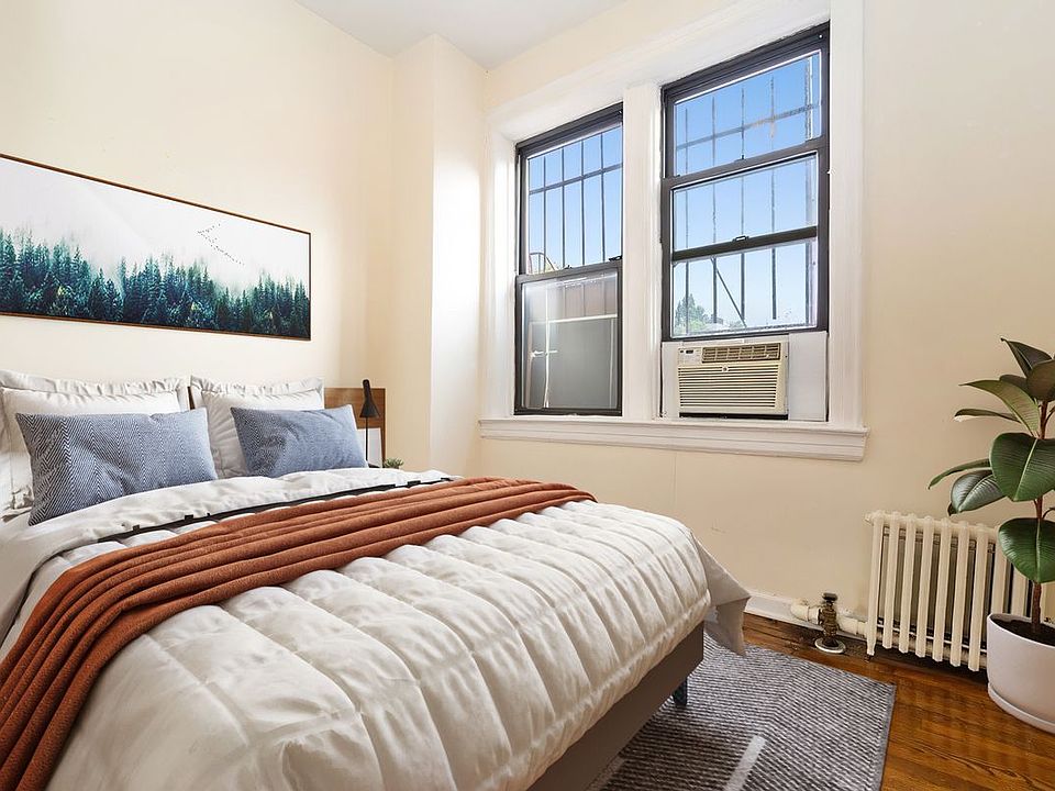 1st image of 98 Macdougal St #6B