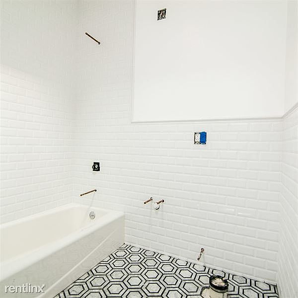 1327_Greene_Avenue__2-3