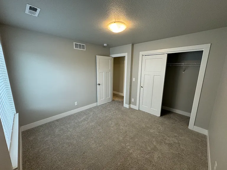 1500 NE Polk Dr — Photo 17