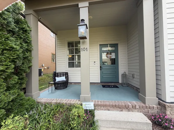 101 Cottage Ln, Franklin, TN 37064