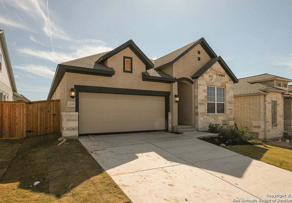 1st image of 2611 Vistablue ln