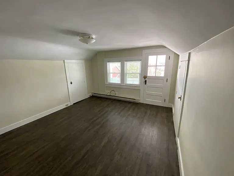 117 N State St #D — Photo 6