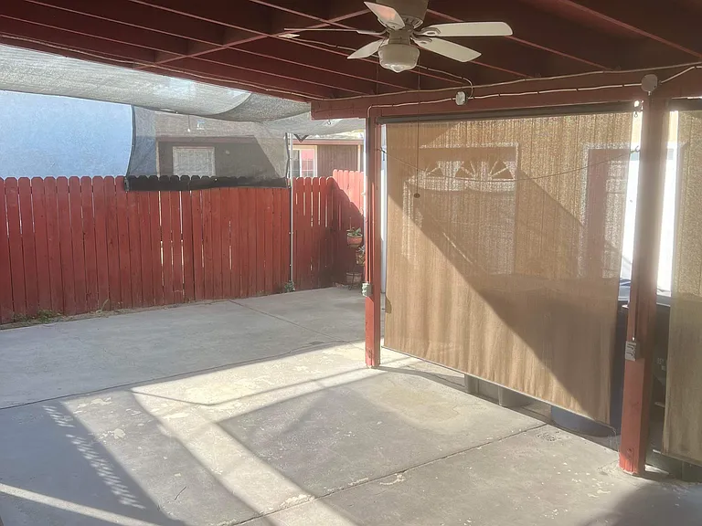 1023 Thomas Way — Photo 7