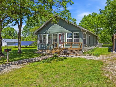 335 E Cofield Street, Aurora, MO, 65605