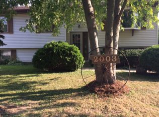 2003 Summit Ave, Waukesha, WI 53188