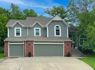 3700 NW Platte Brooke Dr, Kansas City, MO 64151