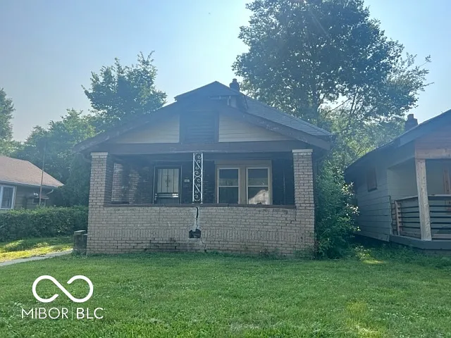 3421 Orchard Ave photo 1