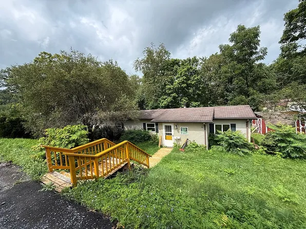 115 Birch Ln, Ridgeley, WV 26753
