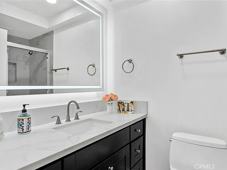 16495 Canelones Dr — Photo 31