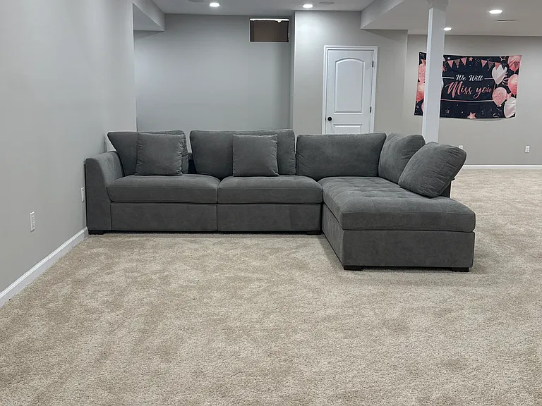 9398 Dewitt Dr — Photo 25
