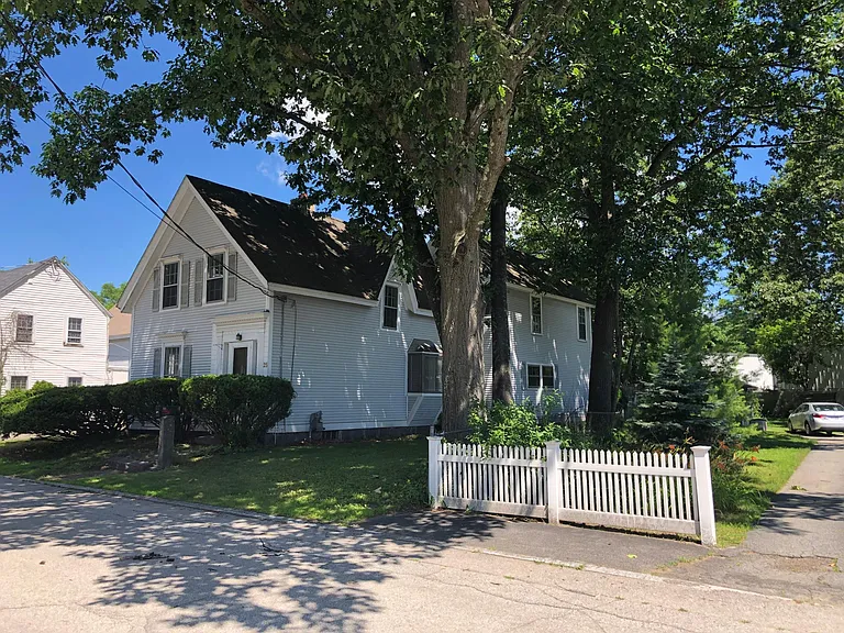 23 Garfield St — Photo 1