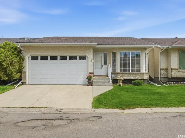 18 Greensboro DRIVE, Regina, SK S4S 7G1